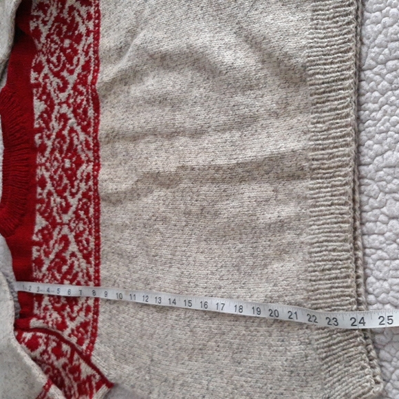 Vintage Brooks Brothers All Wool Beige Red Fair Isle Crew Neck Sweater - Picture 6 of 15